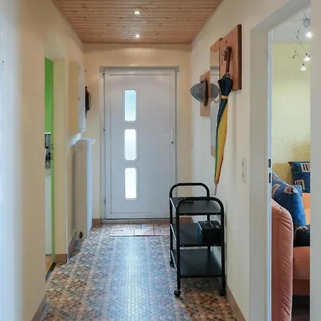 Familienfreundliche Mit Terrasse In Einer Reizvollen Mittelgebirgslandschaft Oberleichtersbach